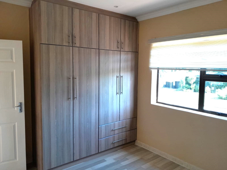 To Let 4 Bedroom Property for Rent in Vanes Estate Eastern Cape